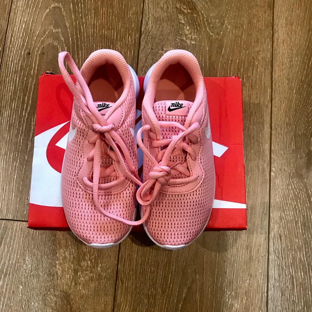 Brand New Nike’s - Never Worn  kids SZ 12